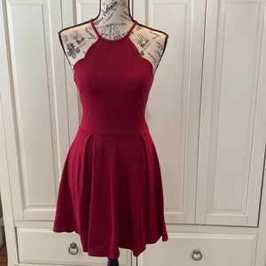 CHAROLETTE RUSSE Maroon Scalloped Bib Neck Pleated Skater Dress size XS